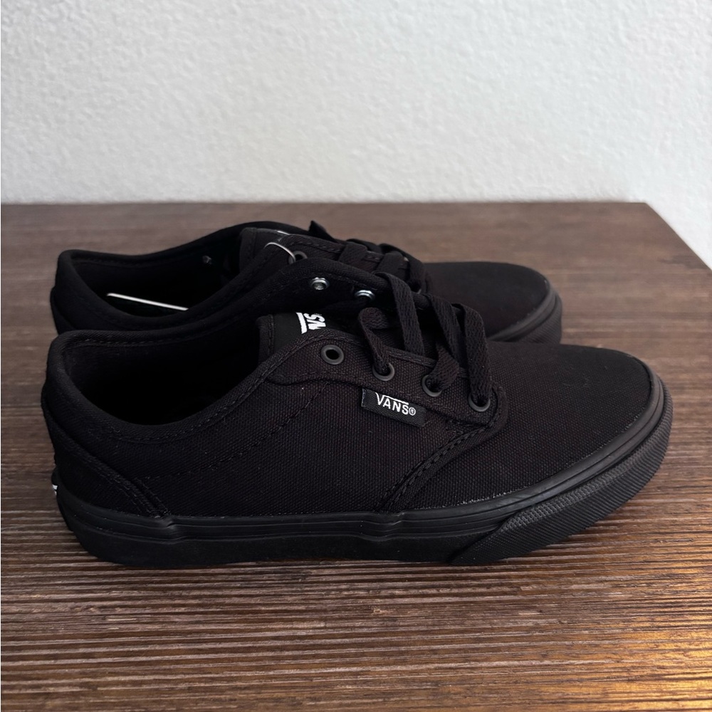 Vans Atwood Kids All-Black Sneakers in size 1